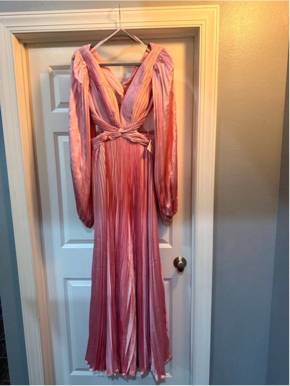 Women's Mac Duggal Pink Pleated Cutout Long Sleeve Maxi Dress Size 4 - Picture 4 of 8